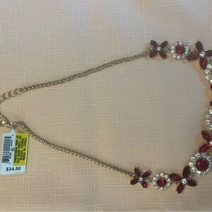 Elegant Red and Gold Floral Necklace